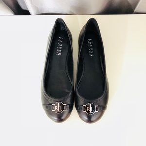 Lauren Ralph Lauren Black Flats Size 6